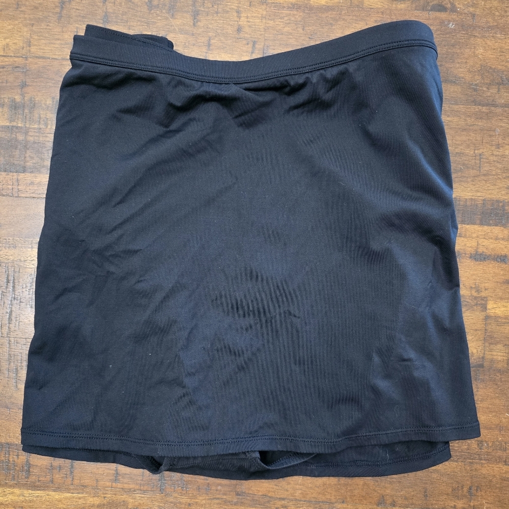 Dana Buchman Black Swim Skirt